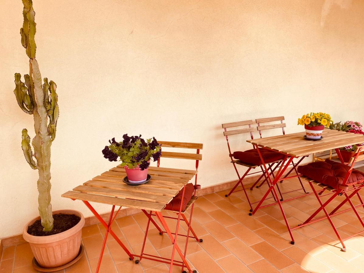 L'Ippocastano Appartamenti - B&B Castellaneta Eksteriør billede